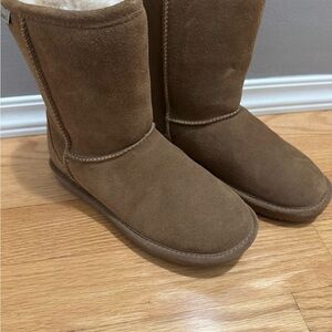 BearPaw Women's Tan Suede Boots